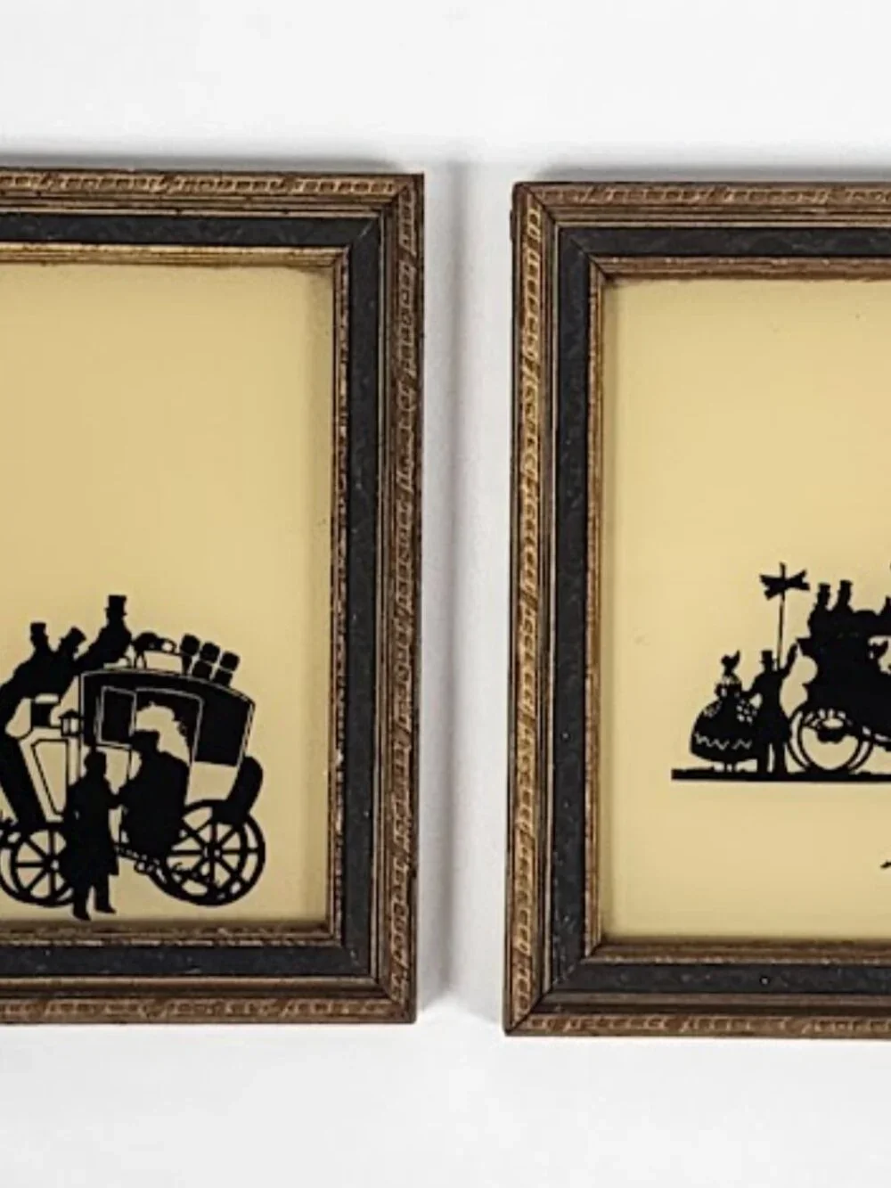 Vintage Reliance Ye Coach Stop Breaking Away T-3 Glass Silhouette Art Pair